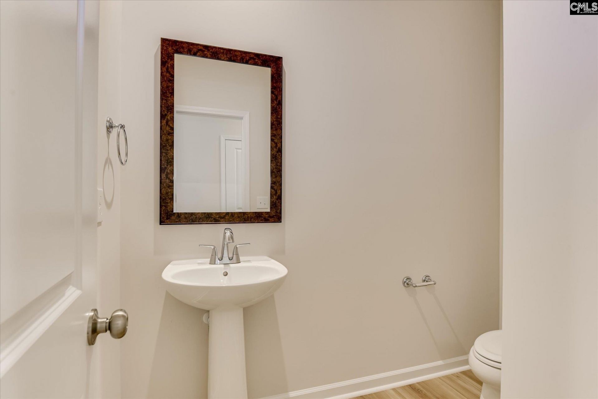 115 Bloomsbury Drive Photo 22