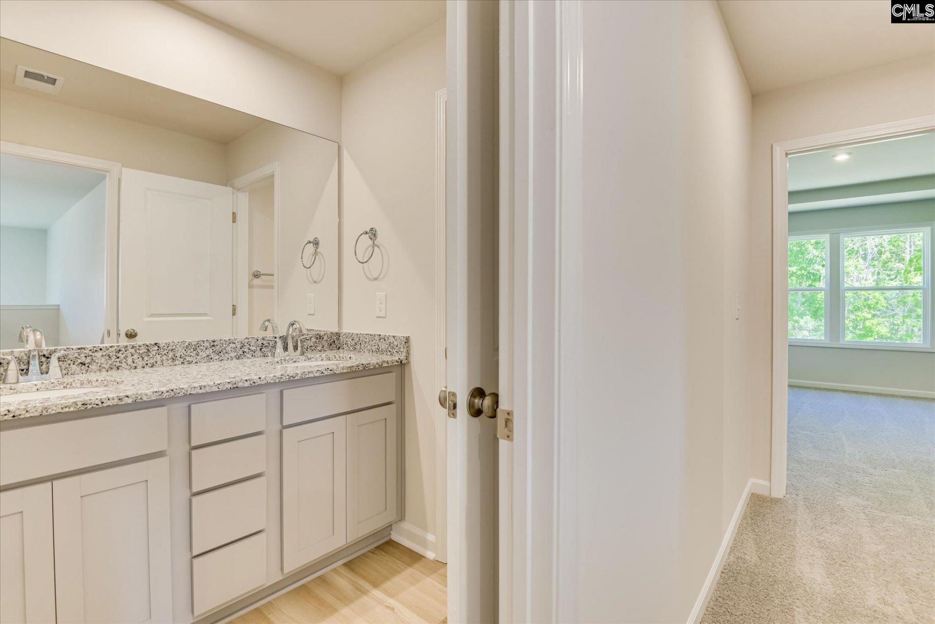 115 Bloomsbury Drive Photo 35