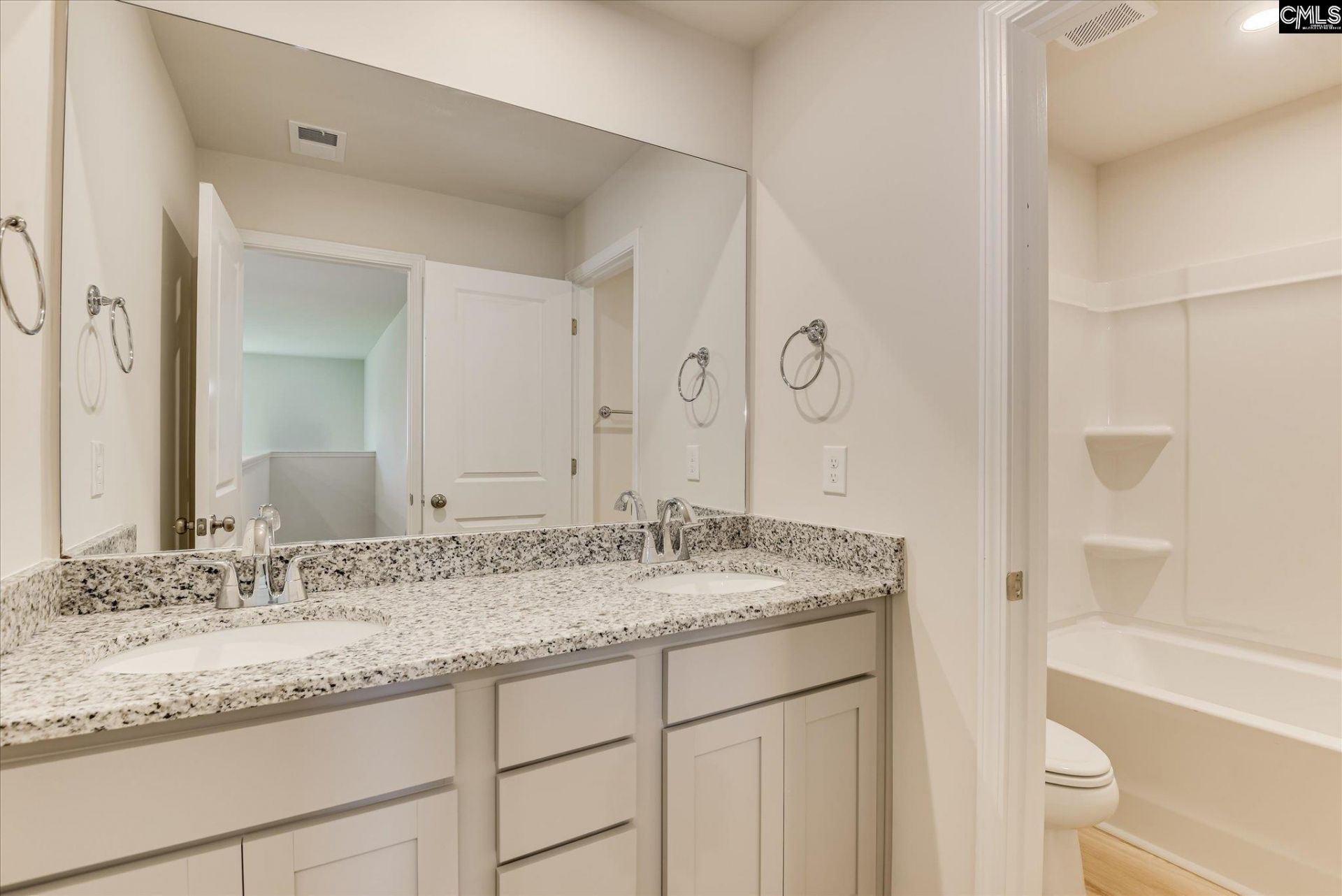 115 Bloomsbury Drive Photo 36