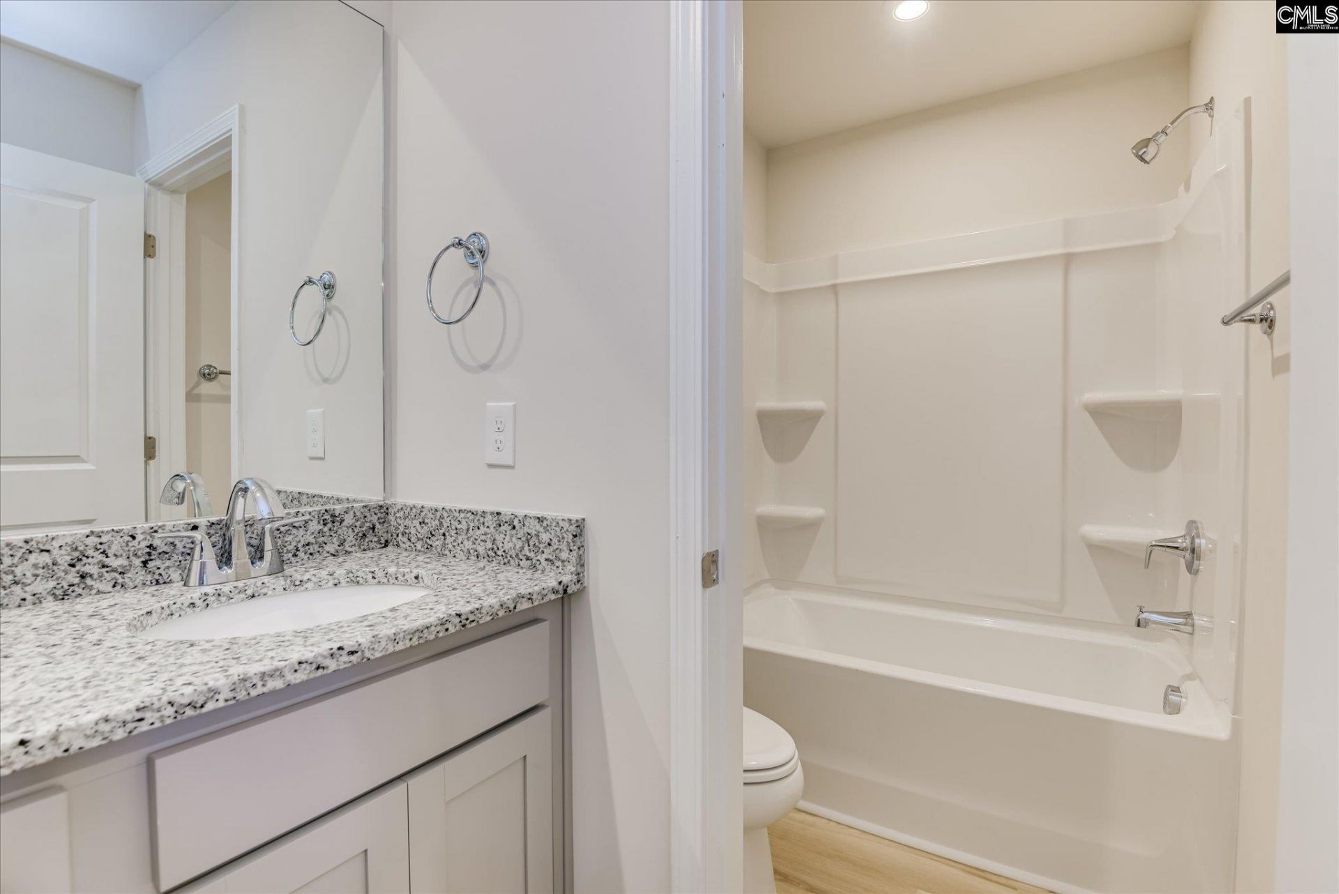 115 Bloomsbury Drive Photo 37