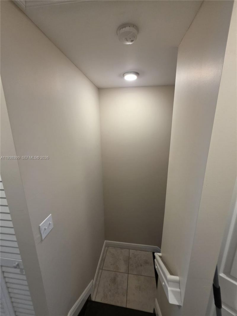 1990 NW 4th Ct, Unit 7, Miami, FL 33136 Photo