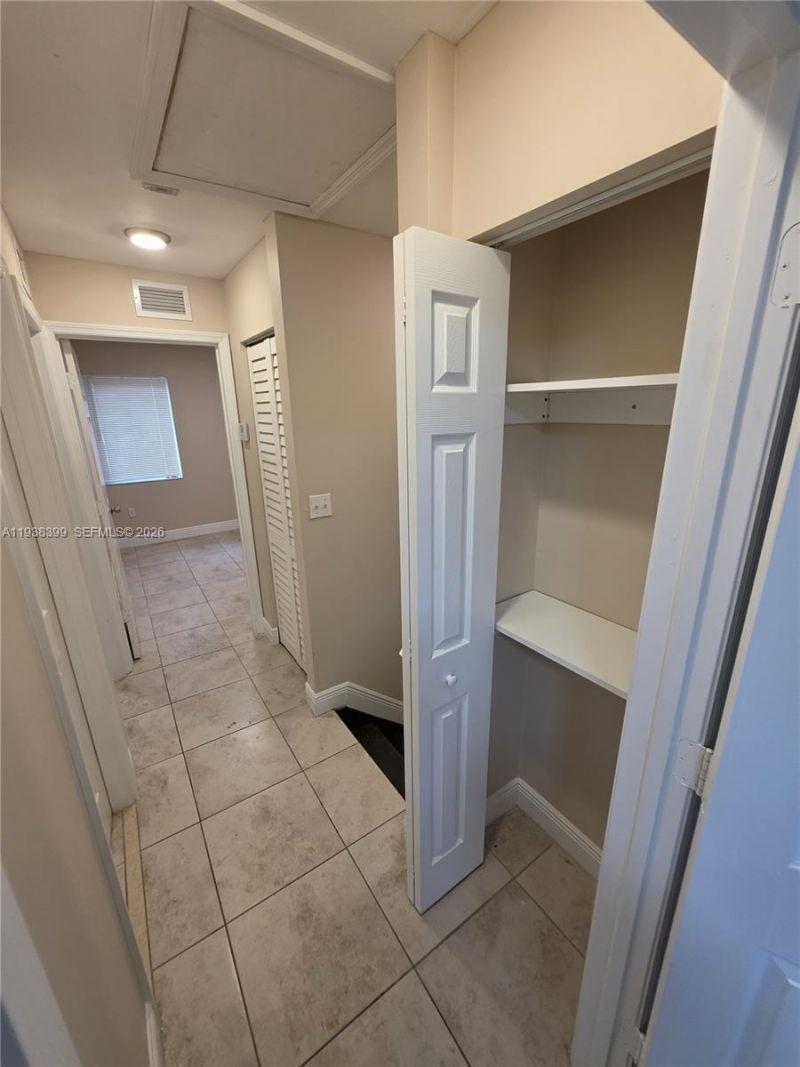 1990 NW 4th Ct, Unit 7, Miami, FL 33136 Photo