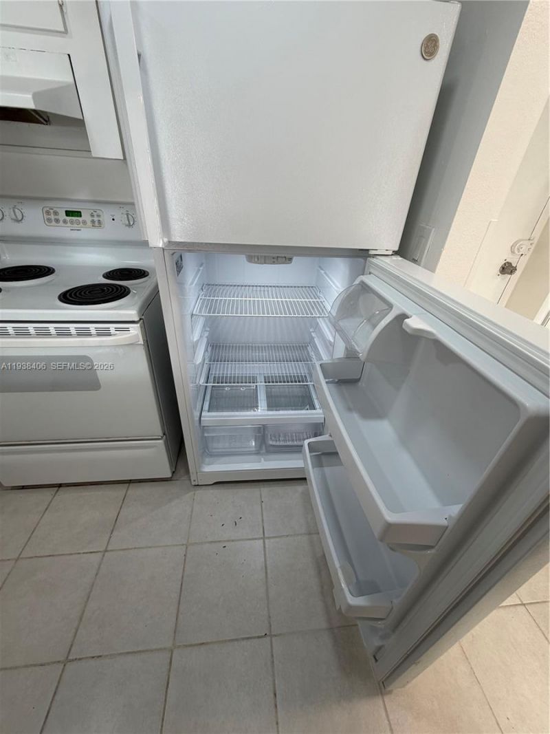 200 172nd St, Unit 104, Sunny Isles Beach, FL 33160 Photo