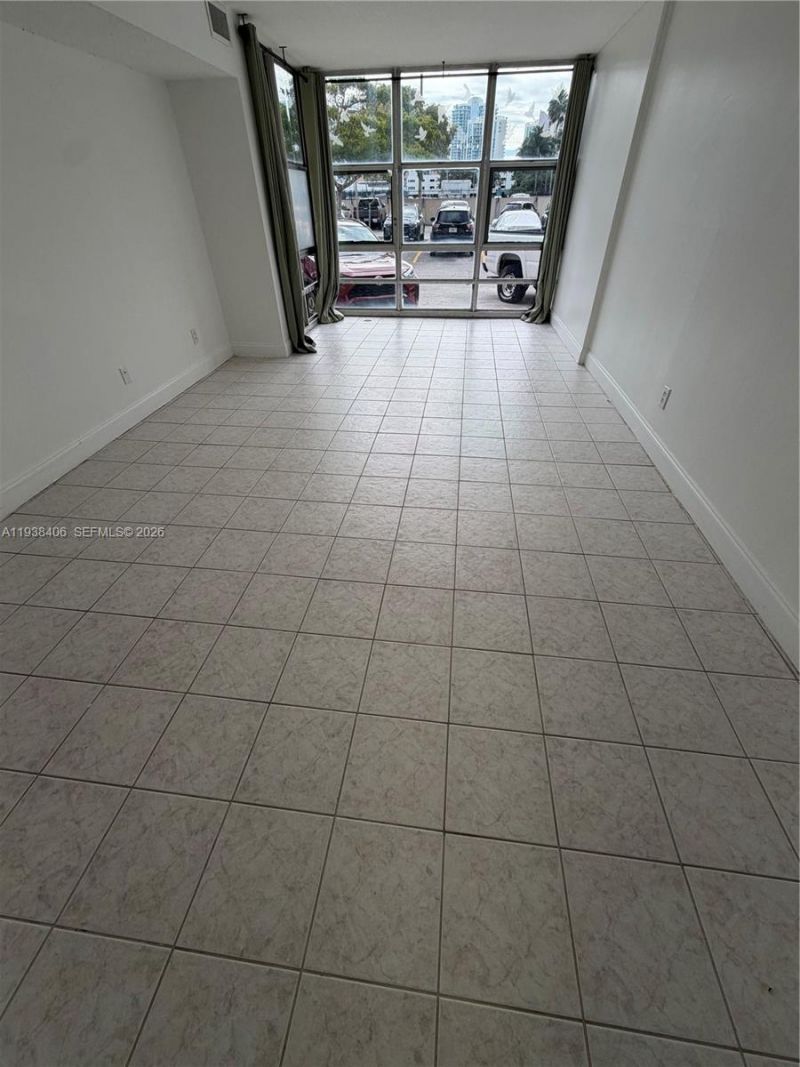 200 172nd St, Unit 104, Sunny Isles Beach, FL 33160 Photo