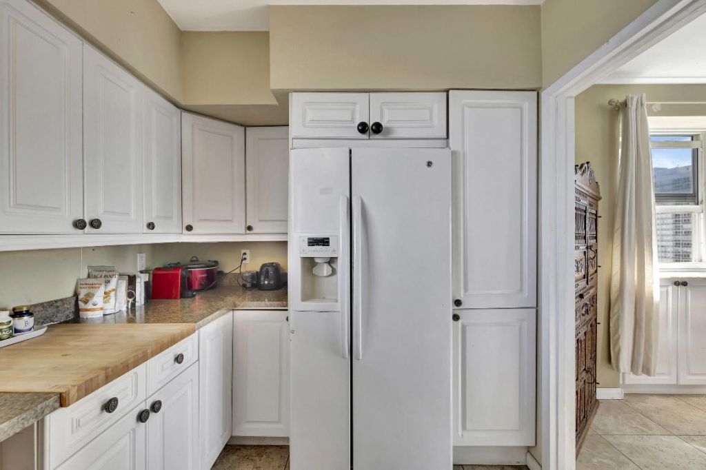 1900 S Ocean Drive, Unit 1702, Fort Lauderdale, FL 33316 Photo