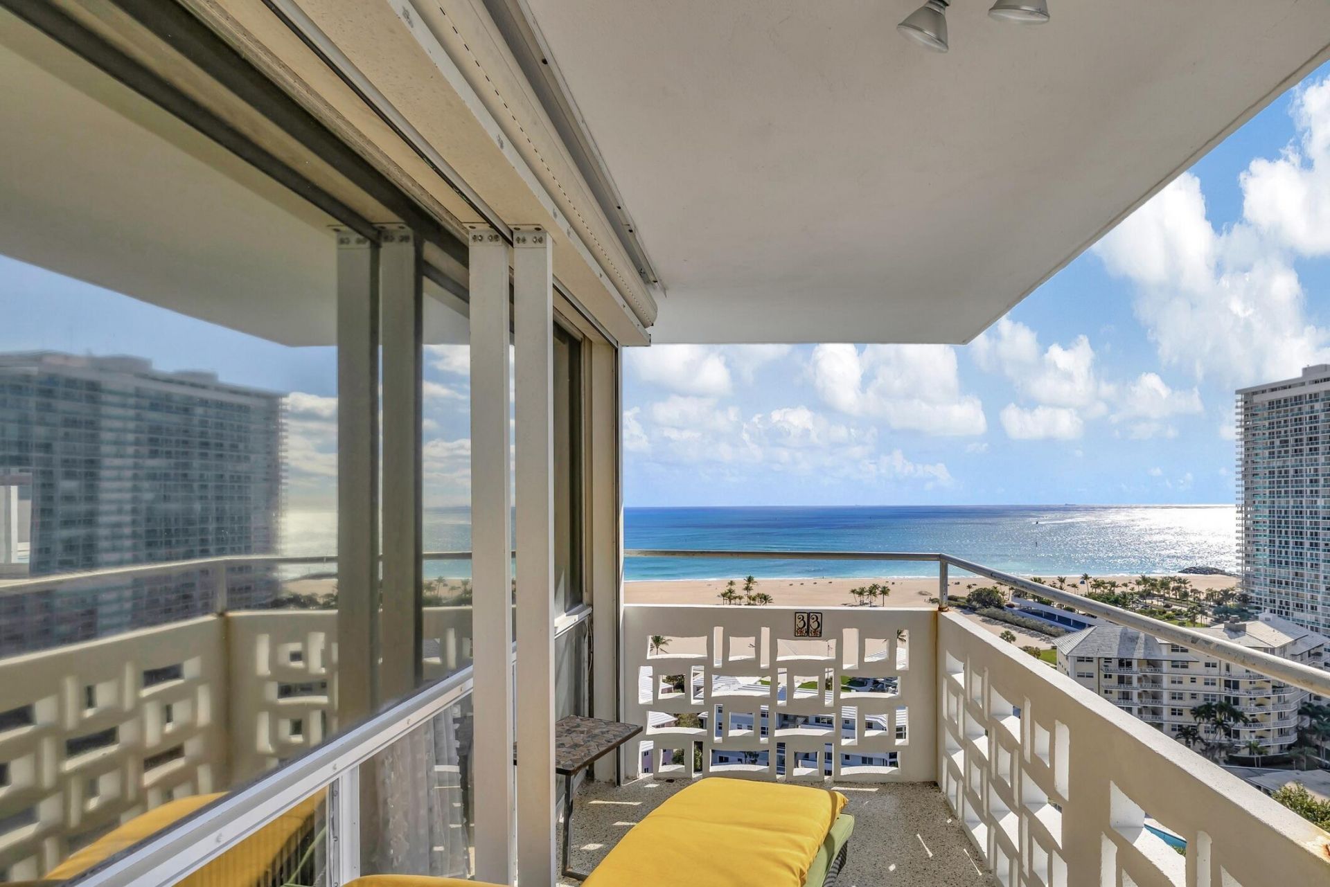 1900 S Ocean Drive, Unit 1702, Fort Lauderdale, FL 33316 Photo