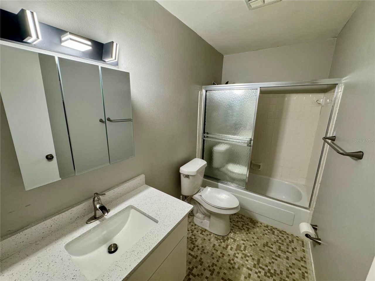 1140 84th Avenue N, Unit D, Saint Petersburg, FL 33702 Photo