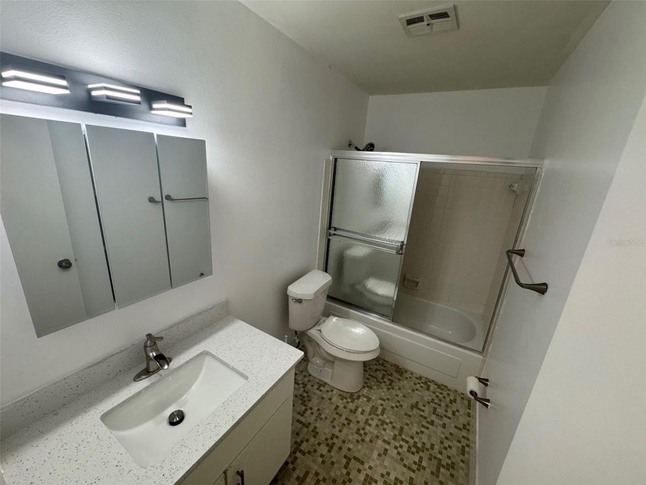 1140 84th Avenue N, Unit D, Saint Petersburg, FL 33702 Photo