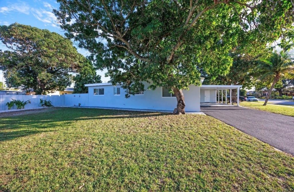 5710 NE 2nd Terrace, Fort Lauderdale, FL 33334 Photo