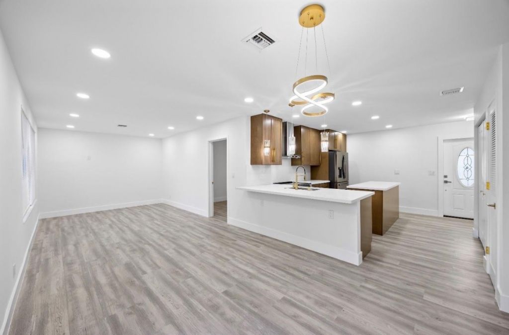 5710 NE 2nd Terrace, Fort Lauderdale, FL 33334 Photo