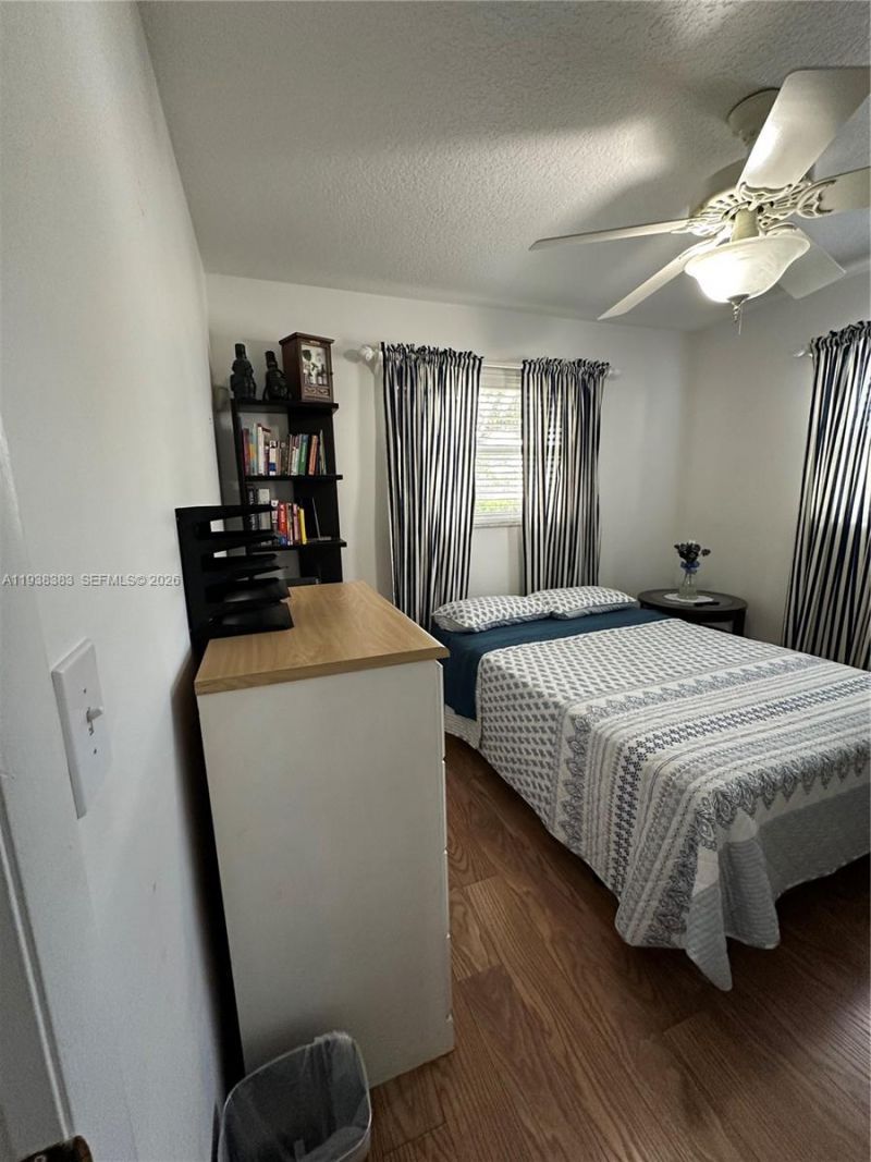 2420 Park Ln, Unit 102, Hollywood, FL 33021 Photo