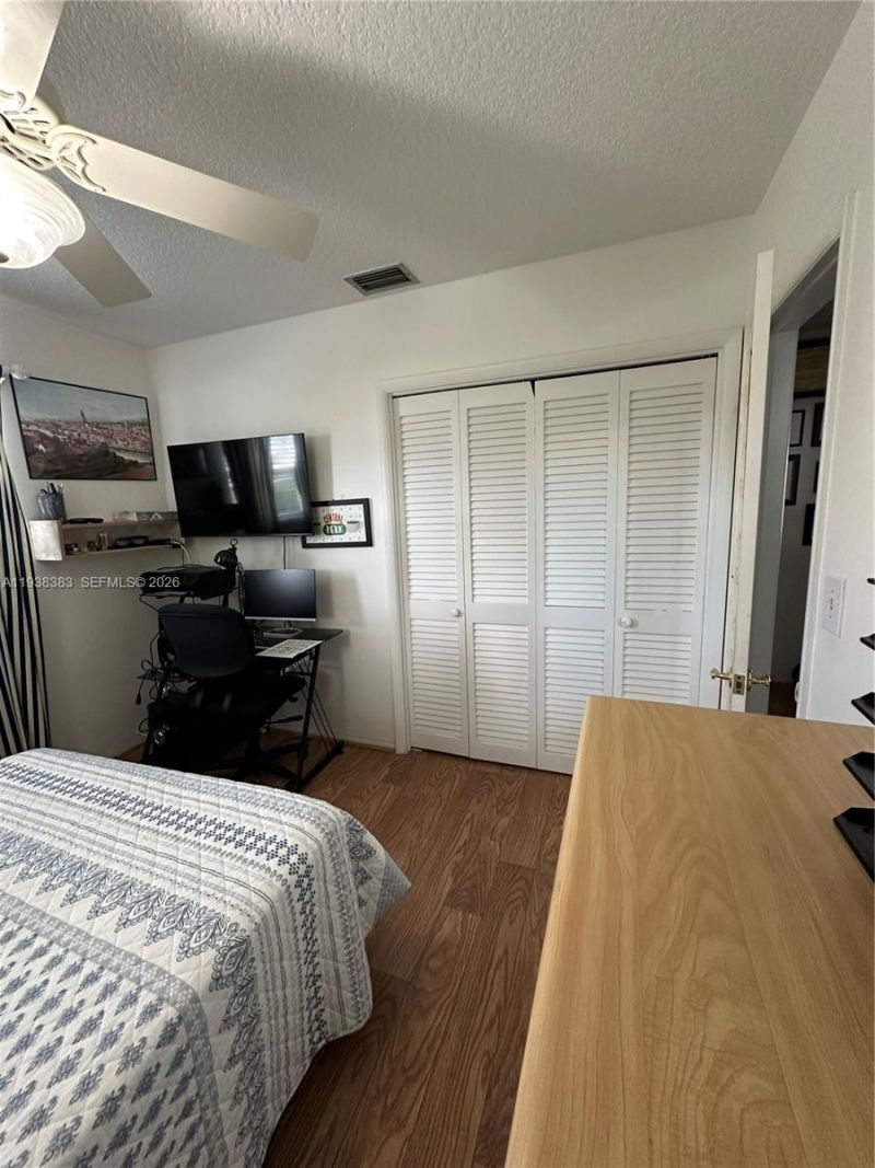 2420 Park Ln, Unit 102, Hollywood, FL 33021 Photo