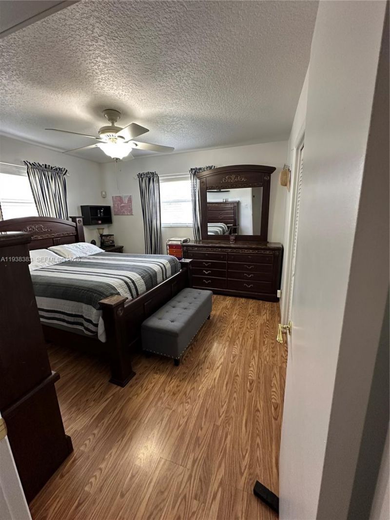 2420 Park Ln, Unit 102, Hollywood, FL 33021 Photo