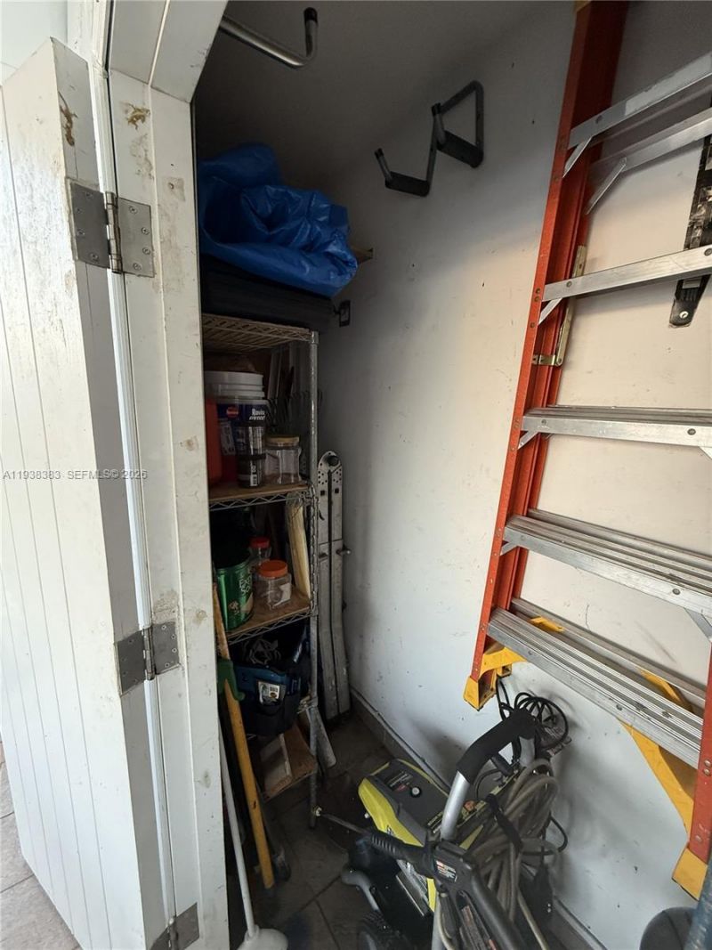 2420 Park Ln, Unit 102, Hollywood, FL 33021 Photo