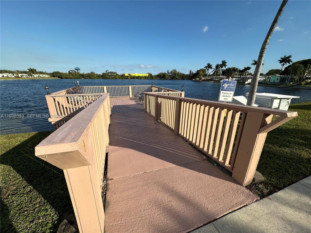 2420 Park Ln, Unit 102, Hollywood, FL 33021 Photo