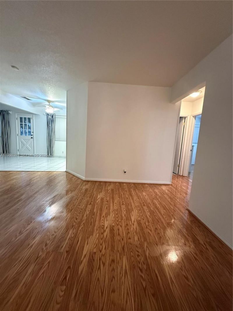 2420 Park Ln, Unit 102, Hollywood, FL 33021 Photo