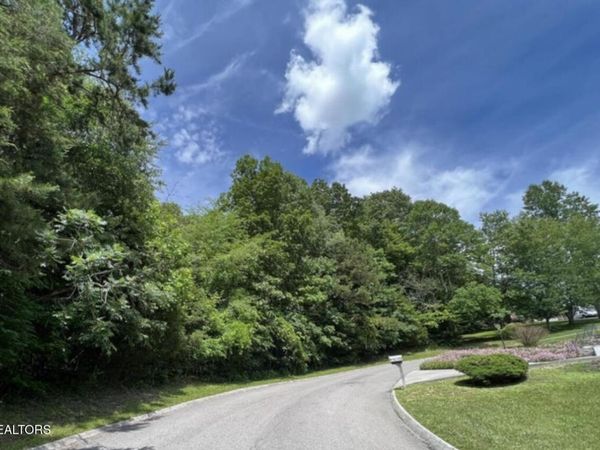 Presidential Blvd, Harrogate, TN 37752