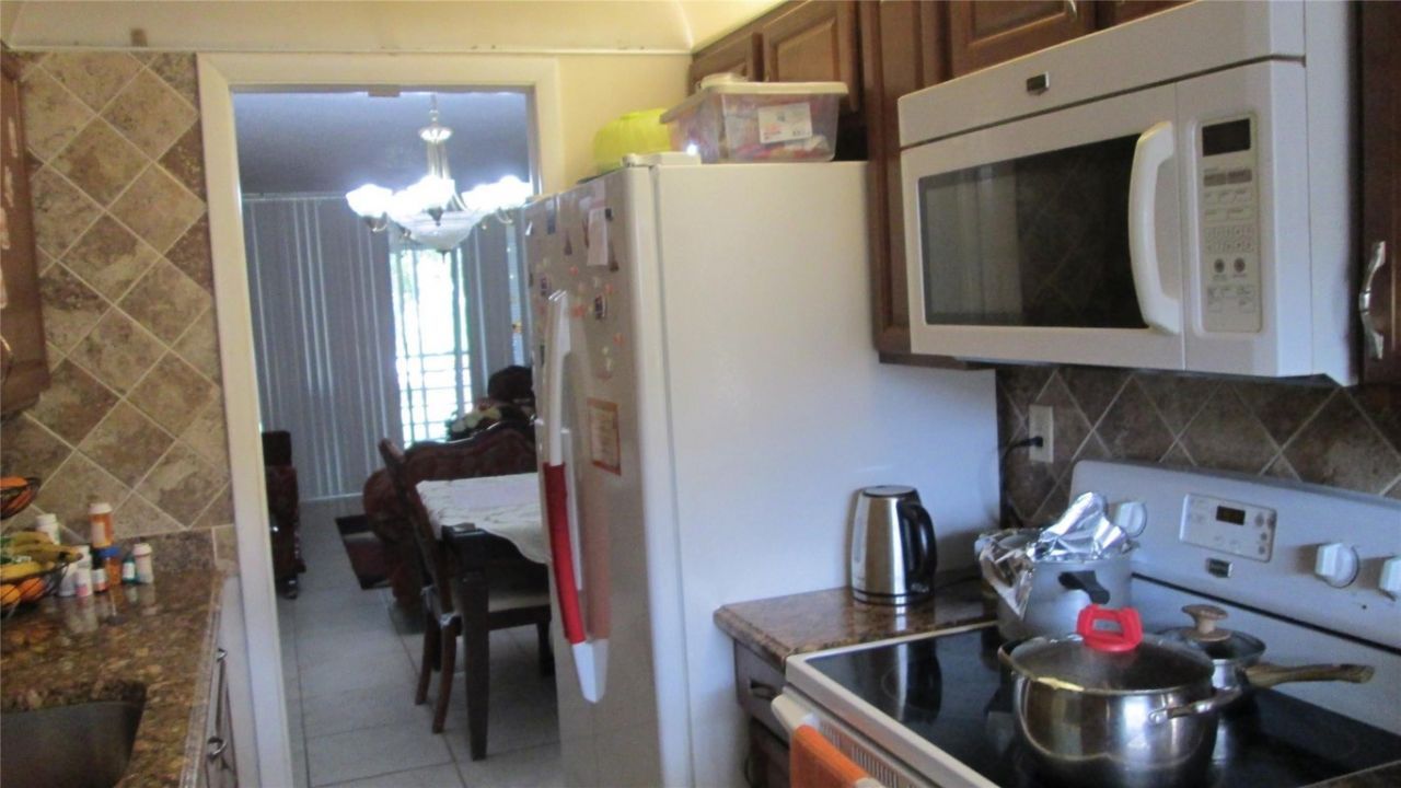 3001 NW 48th Ave, Unit 237, Lauderdale Lakes, FL 33313 Photo