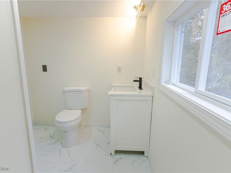 3343 Lawnview Avenue, Lowellville, OH 44436 Photo 12