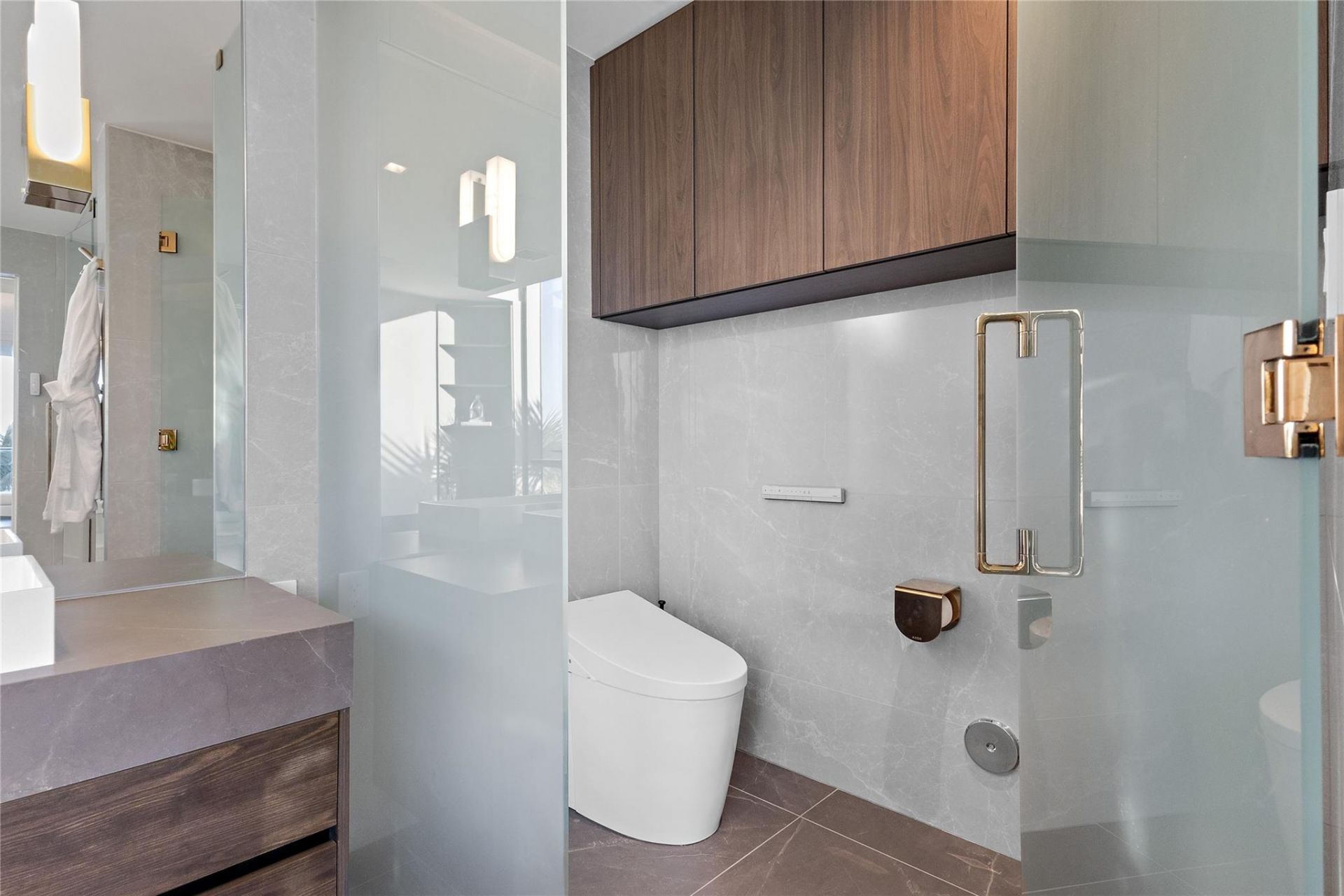 1116 N Ocean Boulevard, Unit 301, Pompano Beach, FL 33062 Photo