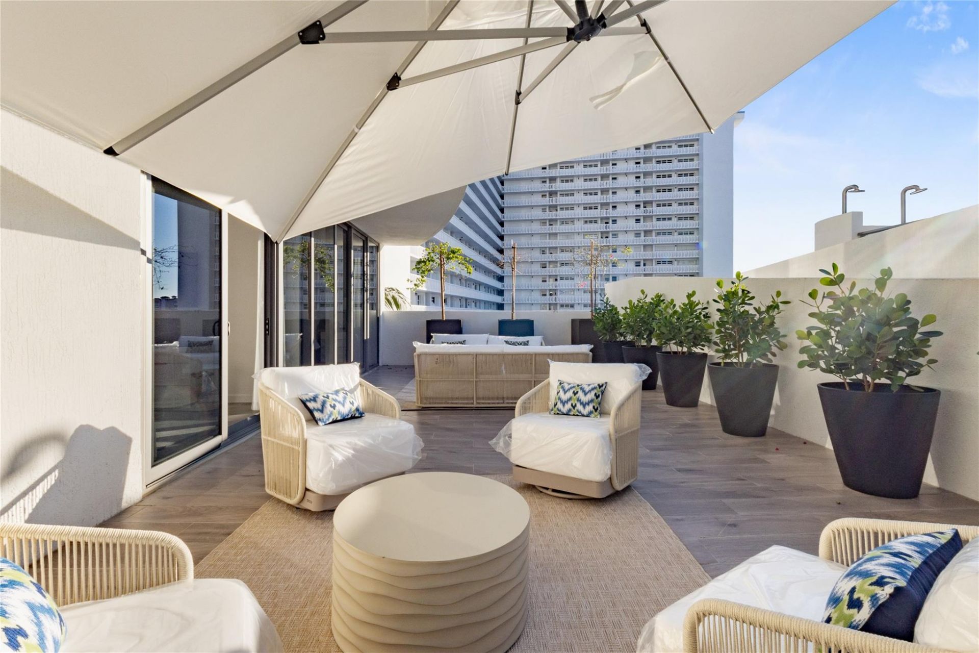 1116 N Ocean Boulevard, Unit 301, Pompano Beach, FL 33062 Photo