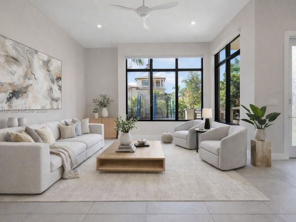 8279 NW 43rd St , Doral, FL 33166