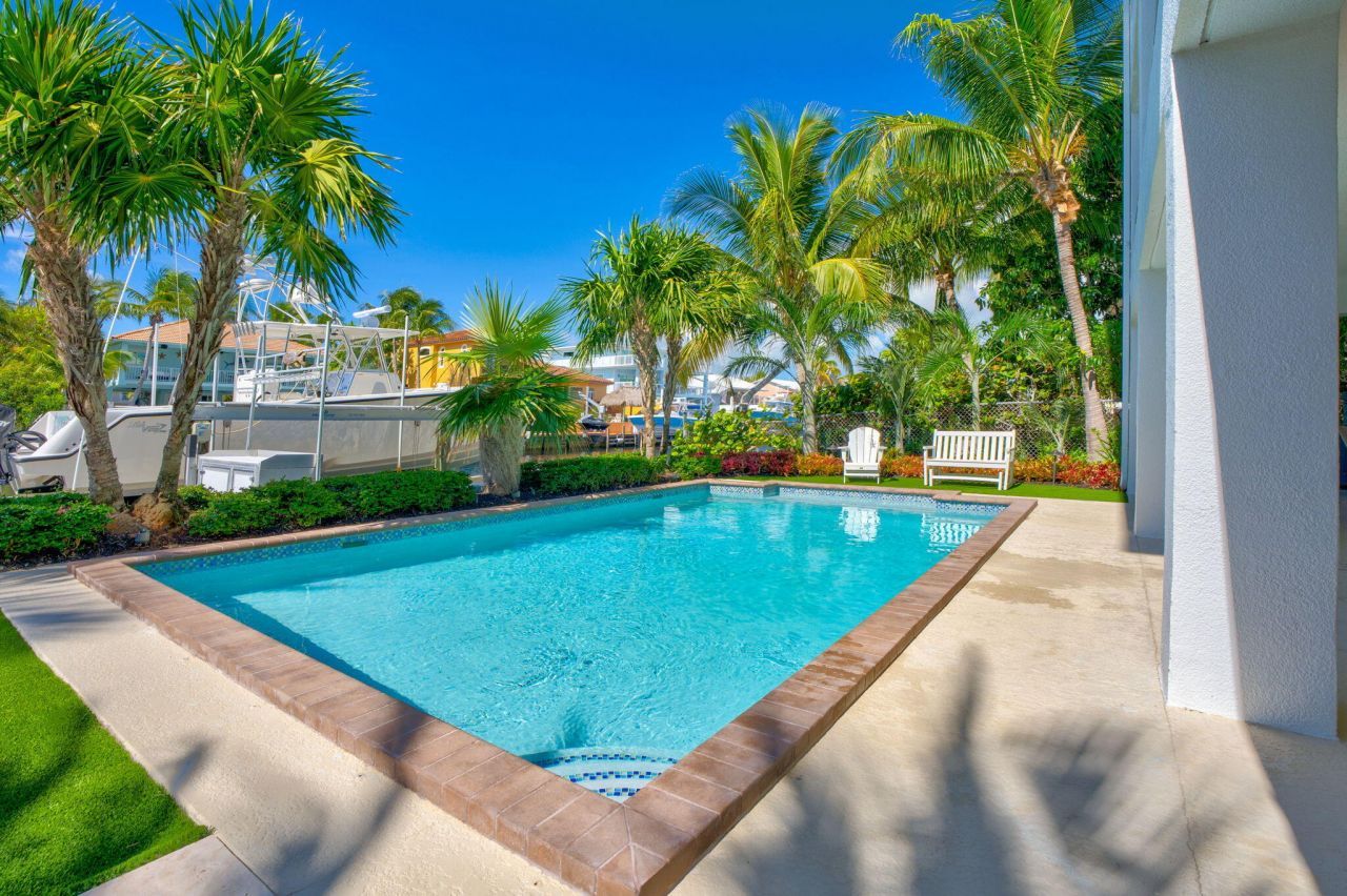 501 Caribbean Drive, Key Largo, FL 33037 Photo