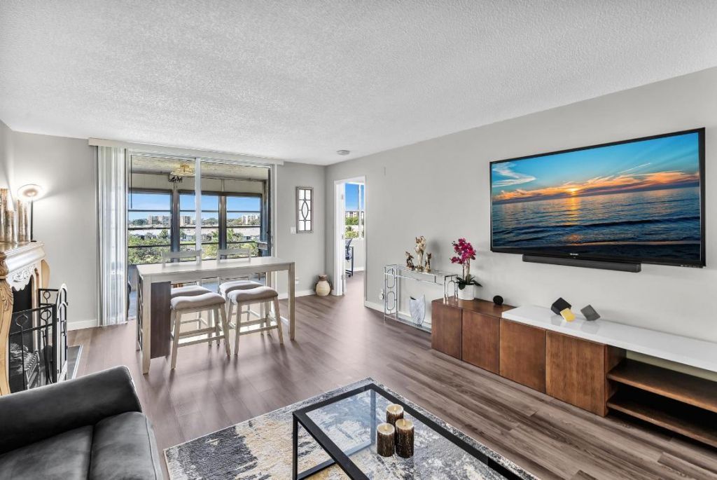 14623 Bonaire Boulevard, Unit 410, Delray Beach, FL 33446 Photo