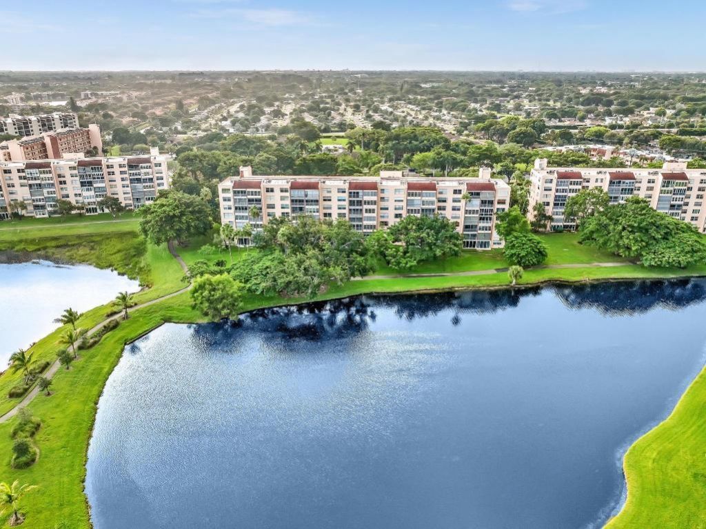 14623 Bonaire Boulevard, Unit 410, Delray Beach, FL 33446 Photo