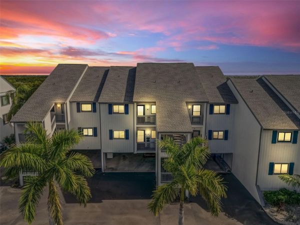 803 BAHIA DEL SOL DRIVE, Unit B, RUSKIN, FL 33570
