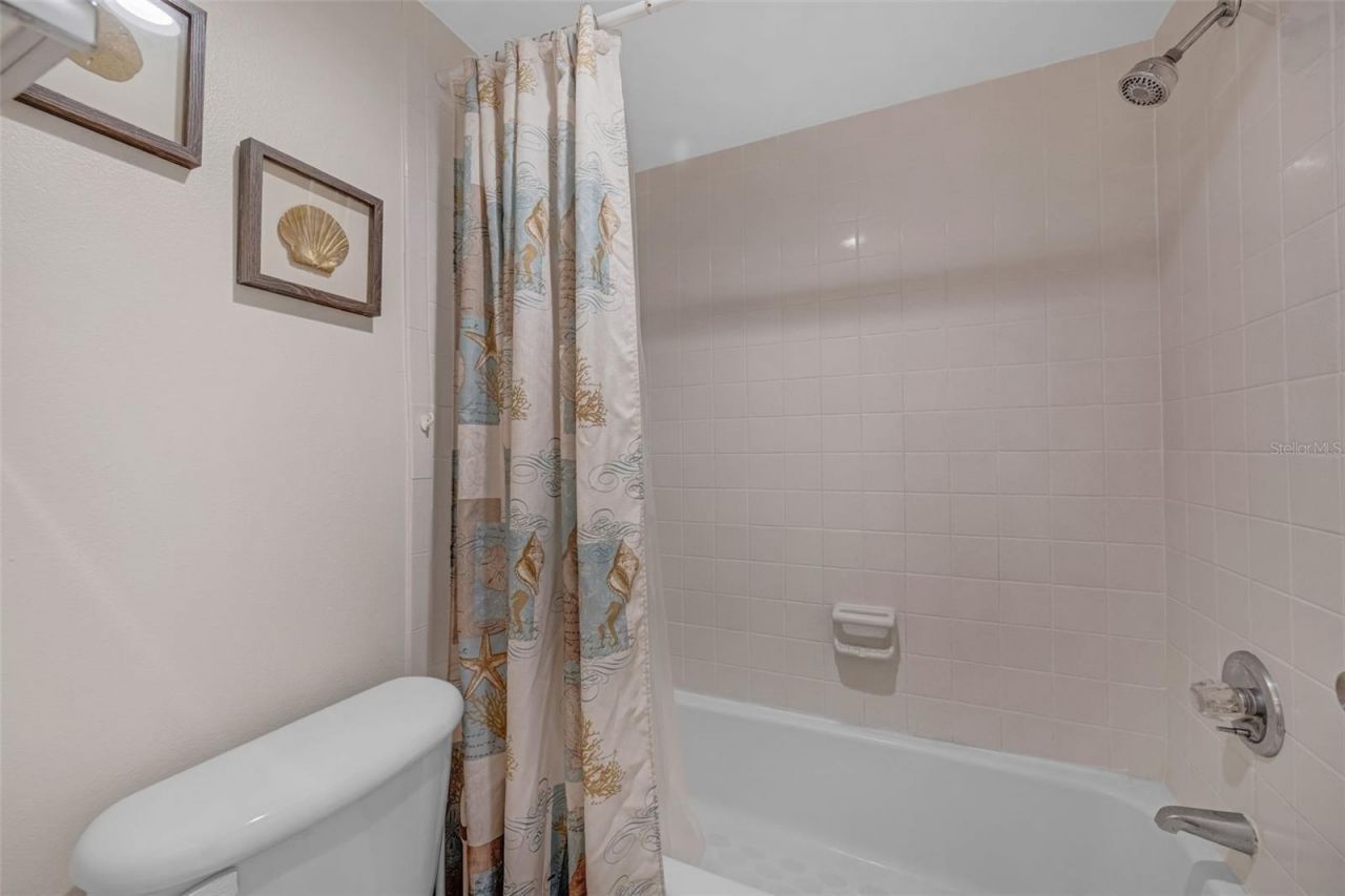 803 Bahia Del Sol Drive, Unit B, Ruskin, FL 33570 Photo