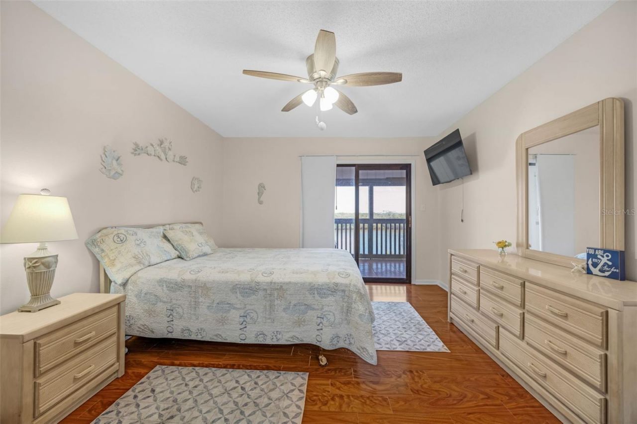 803 Bahia Del Sol Drive, Unit B, Ruskin, FL 33570 Photo
