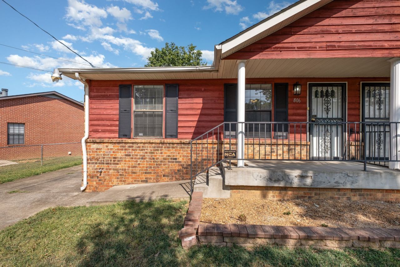 806 Charlie Pl, Nashville, TN 37207 Main Photo