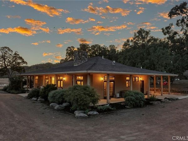 17205 Black Oak Hill, Middletown, CA 95461