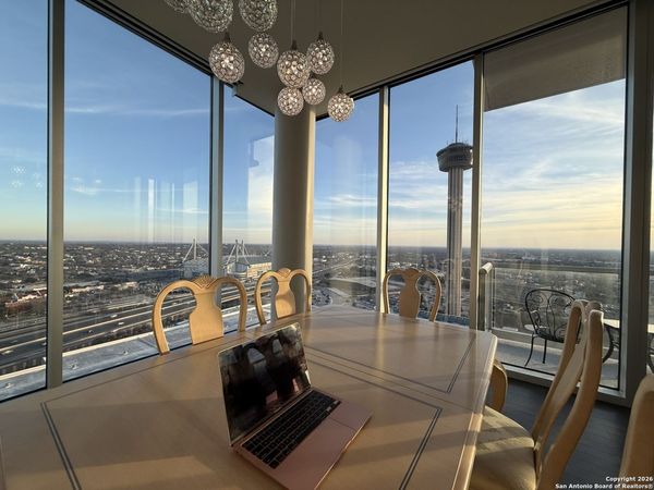 610 E Market, UNIT 2619, San Antonio, TX 78205