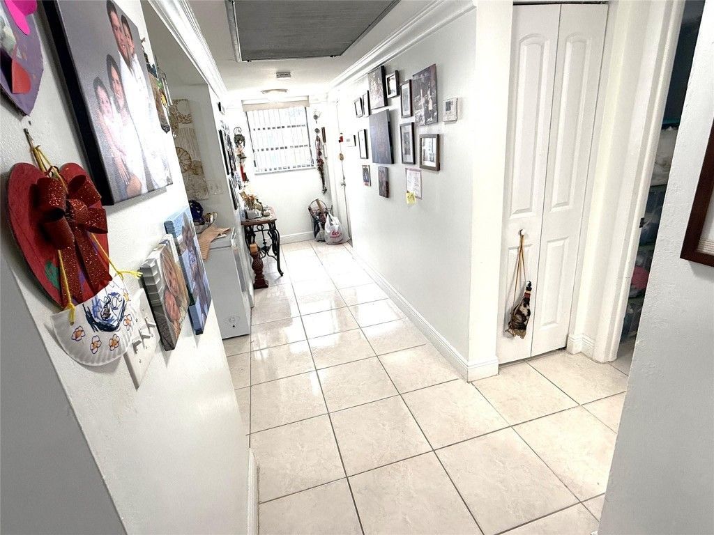 1101 Colony Point Circle, Unit 123, Pembroke Pines, FL 33026 Photo