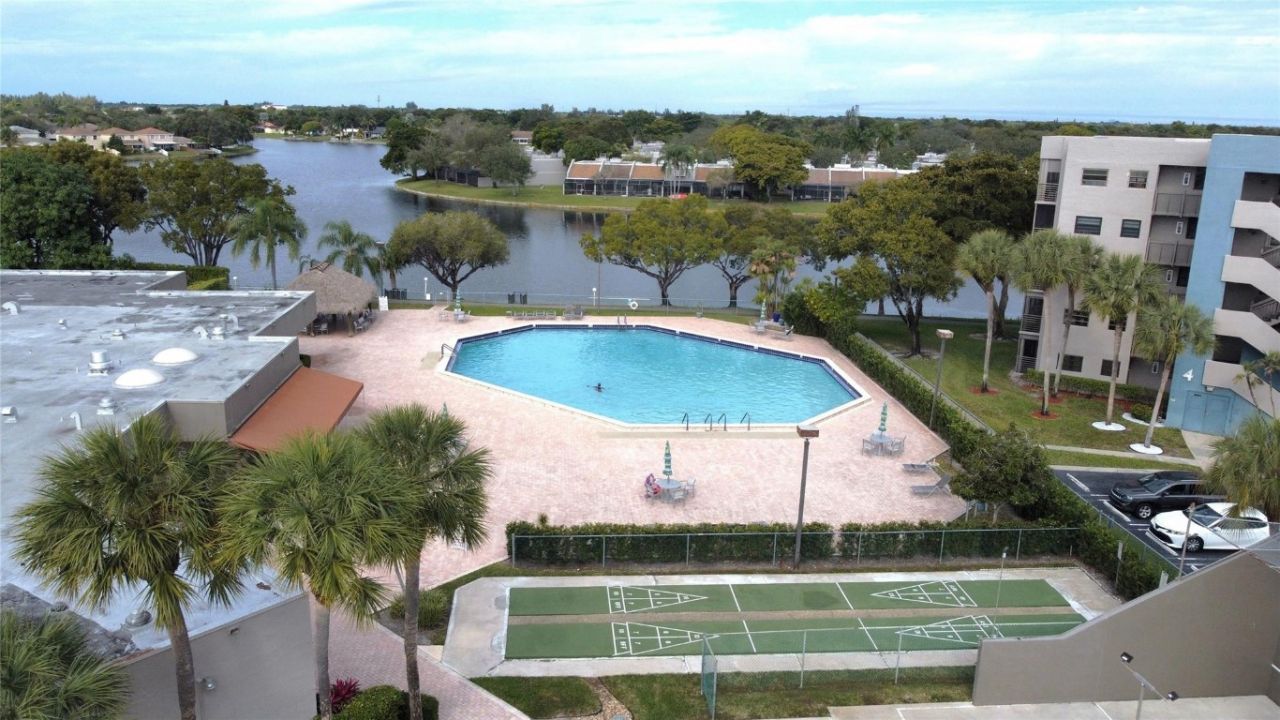 1101 Colony Point Circle, Unit 123, Pembroke Pines, FL 33026 Photo