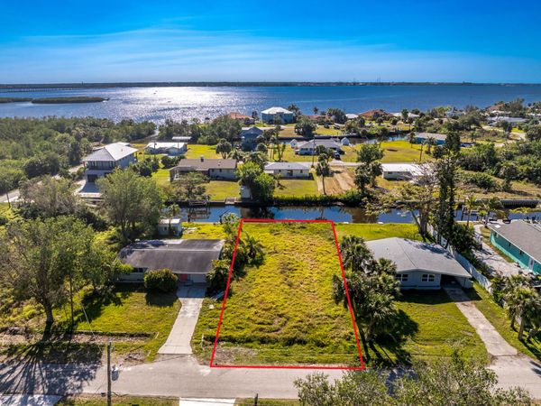 188 Danforth Drive, Port Charlotte, FL 33980