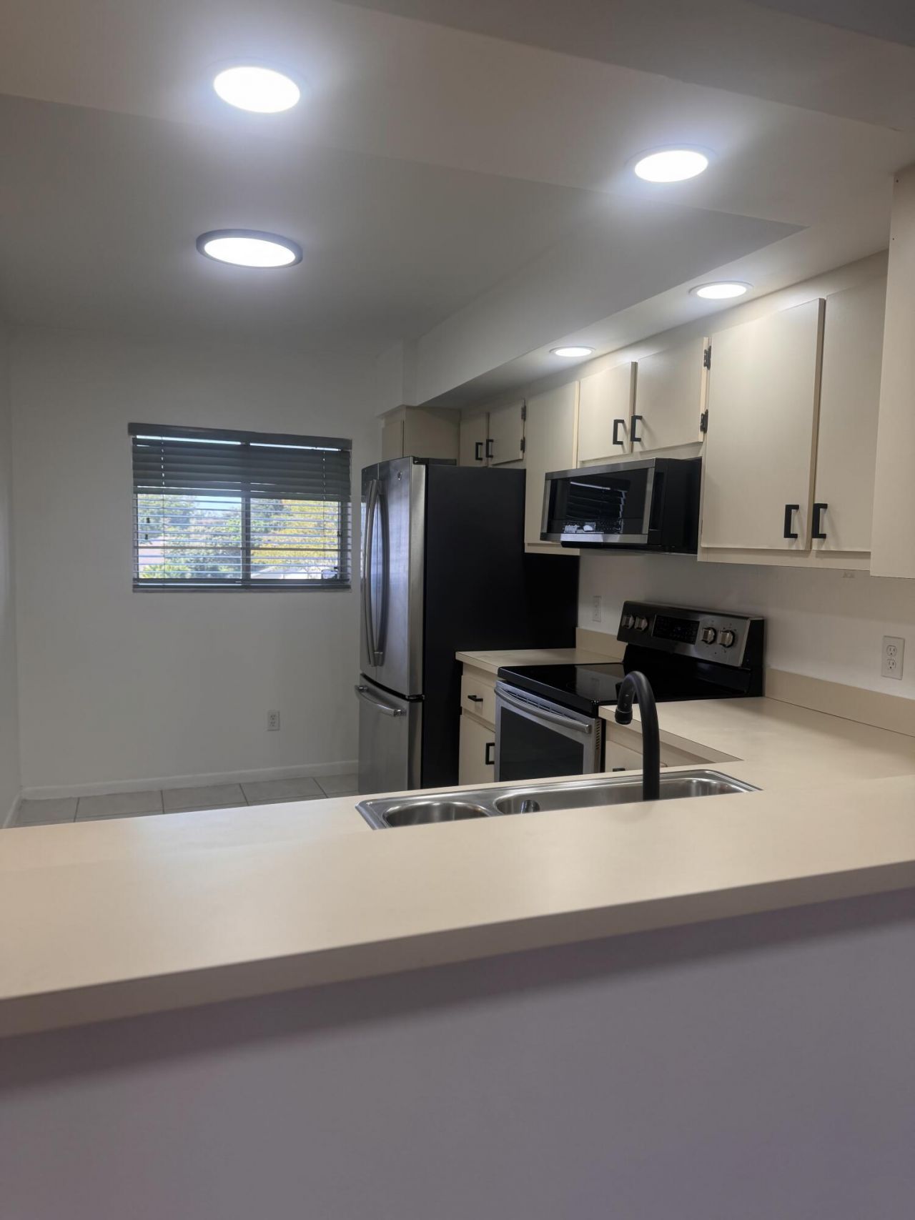 3178 Via Poinciana, Unit 303, Lake Worth, FL 33467 Photo