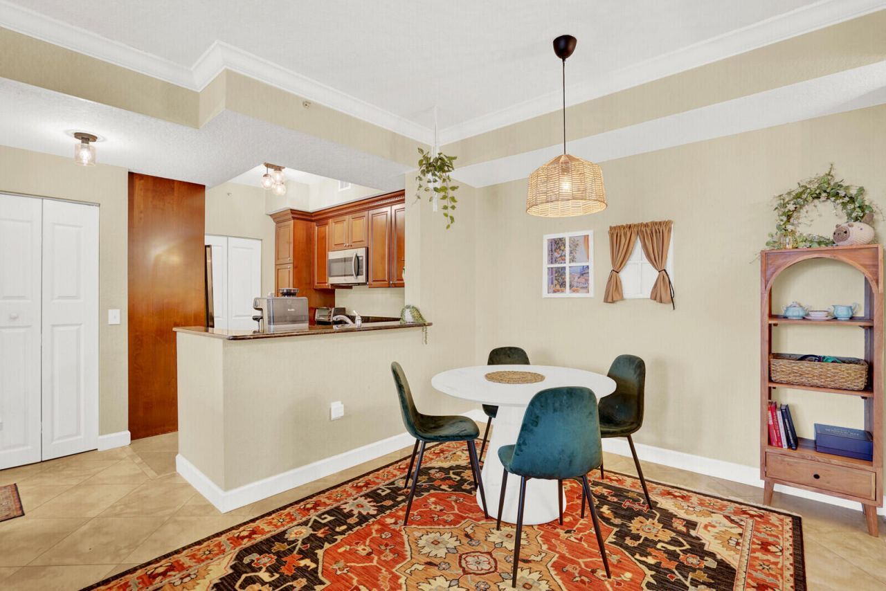 1201 Renaissance Way, Unit 201, Boynton Beach, FL 33426 Photo