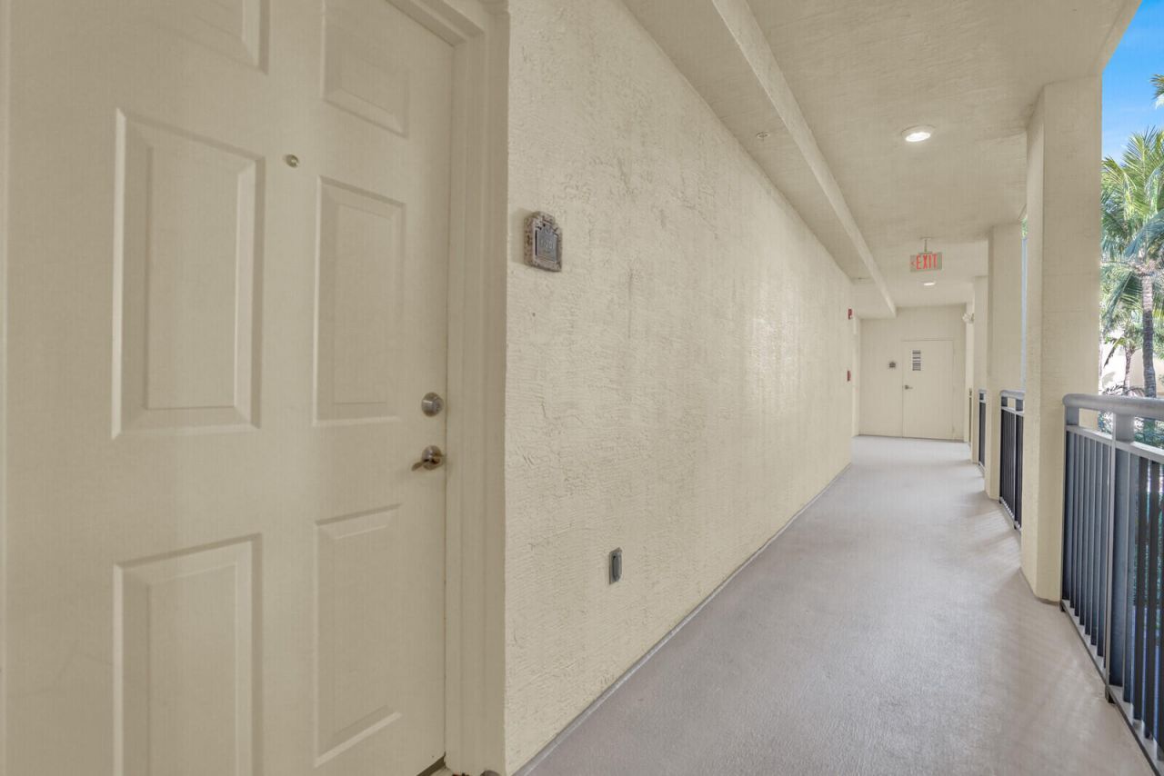 1201 Renaissance Way, Unit 201, Boynton Beach, FL 33426 Photo