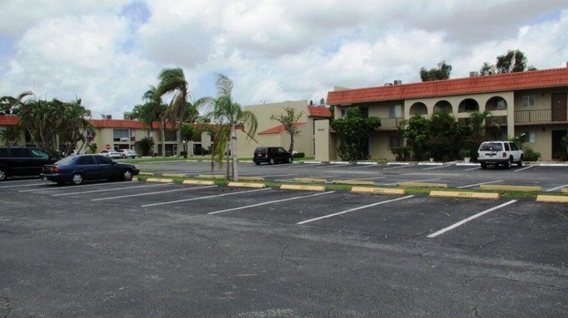 6066 Forest Hill Boulevard, Unit 202, West Palm Beach, FL 33415 Photo