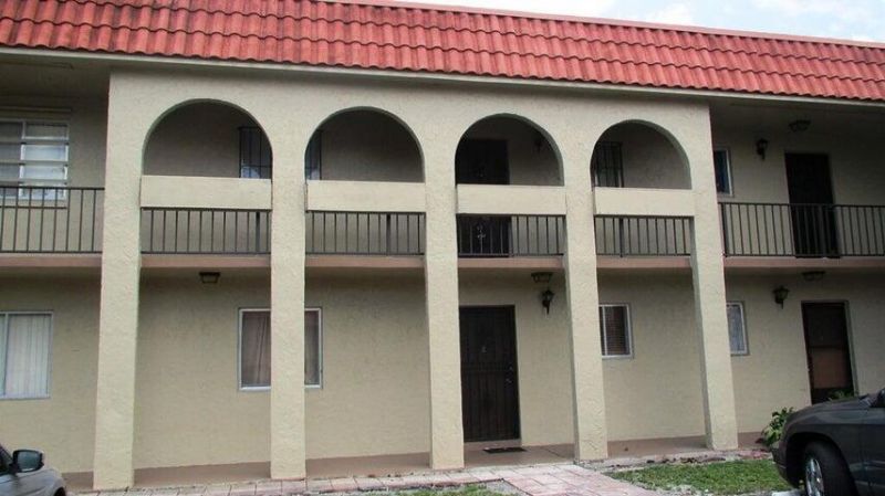 6066 Forest Hill Boulevard, Unit 202, West Palm Beach, FL 33415 Photo