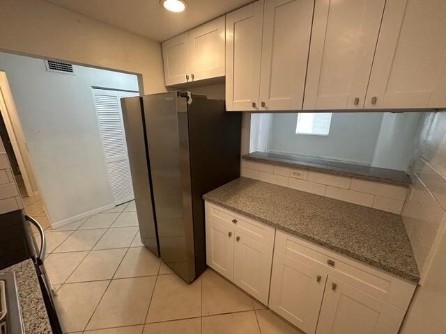 6066 Forest Hill Boulevard, Unit 202, West Palm Beach, FL 33415 Photo