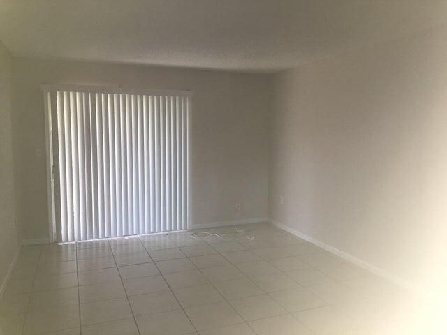 6066 Forest Hill Boulevard, Unit 202, West Palm Beach, FL 33415 Photo