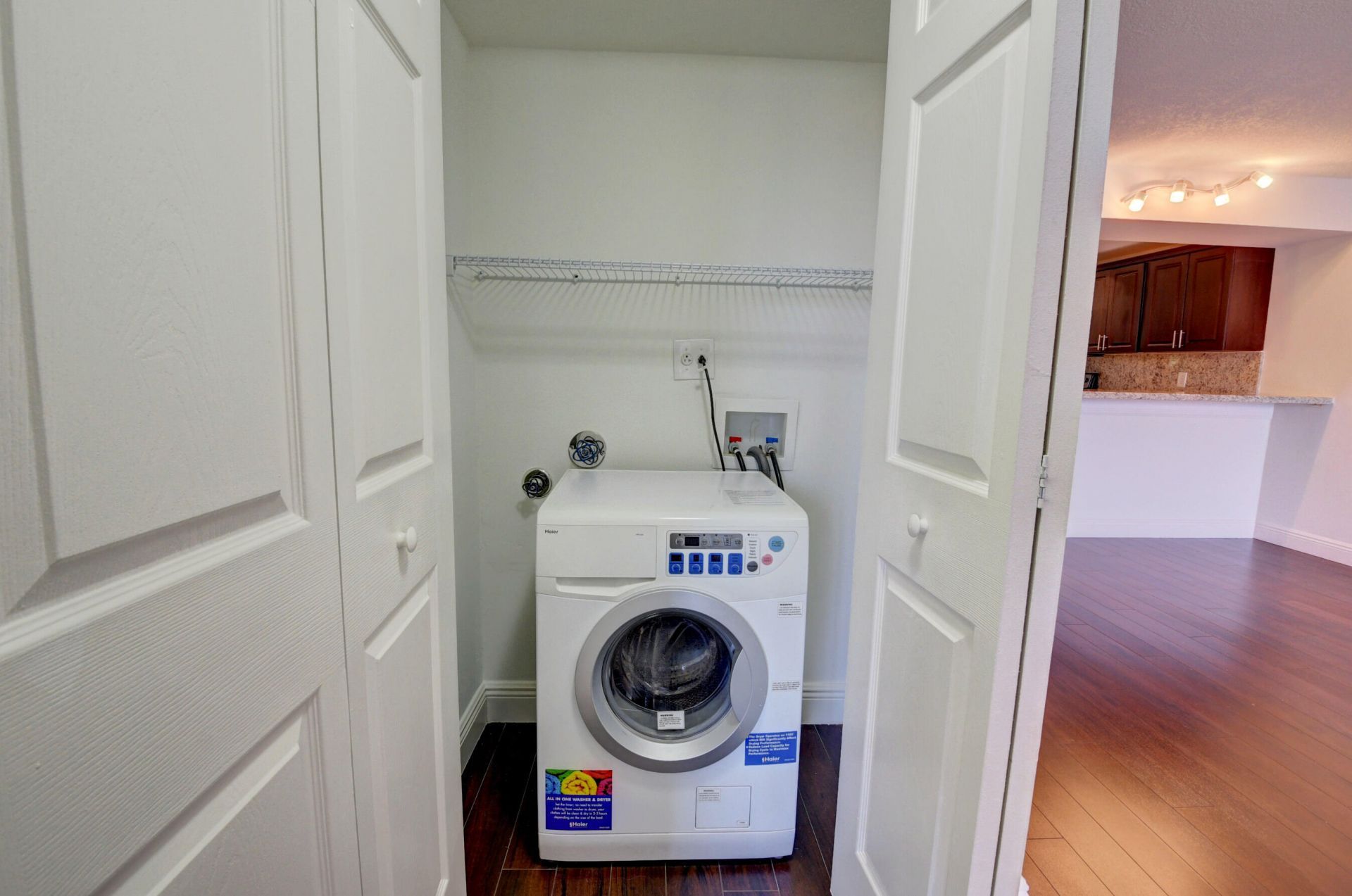 18 Royal Palm Way, Unit 202, Boca Raton, FL 33432 Photo