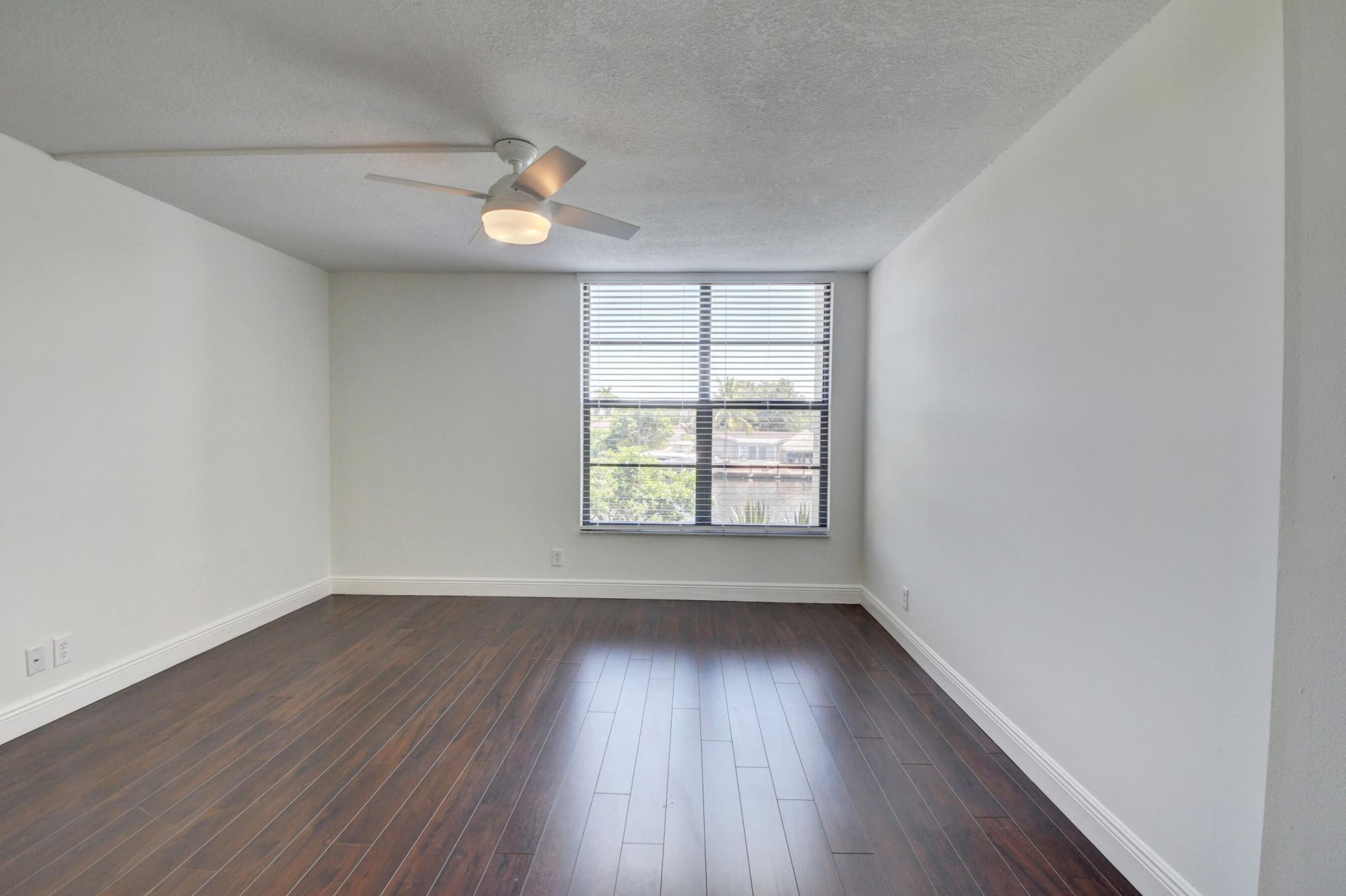 18 Royal Palm Way, Unit 202, Boca Raton, FL 33432 Photo