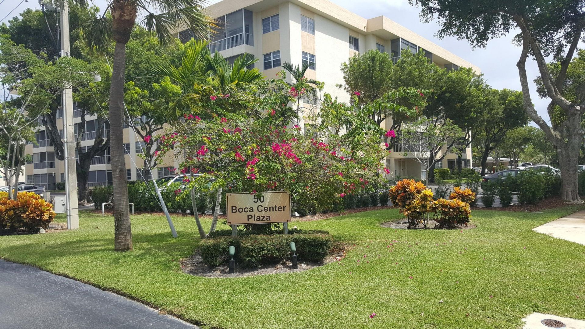 50 SW 3rd Avenue, Unit 2010, Boca Raton, FL 33432 Photo