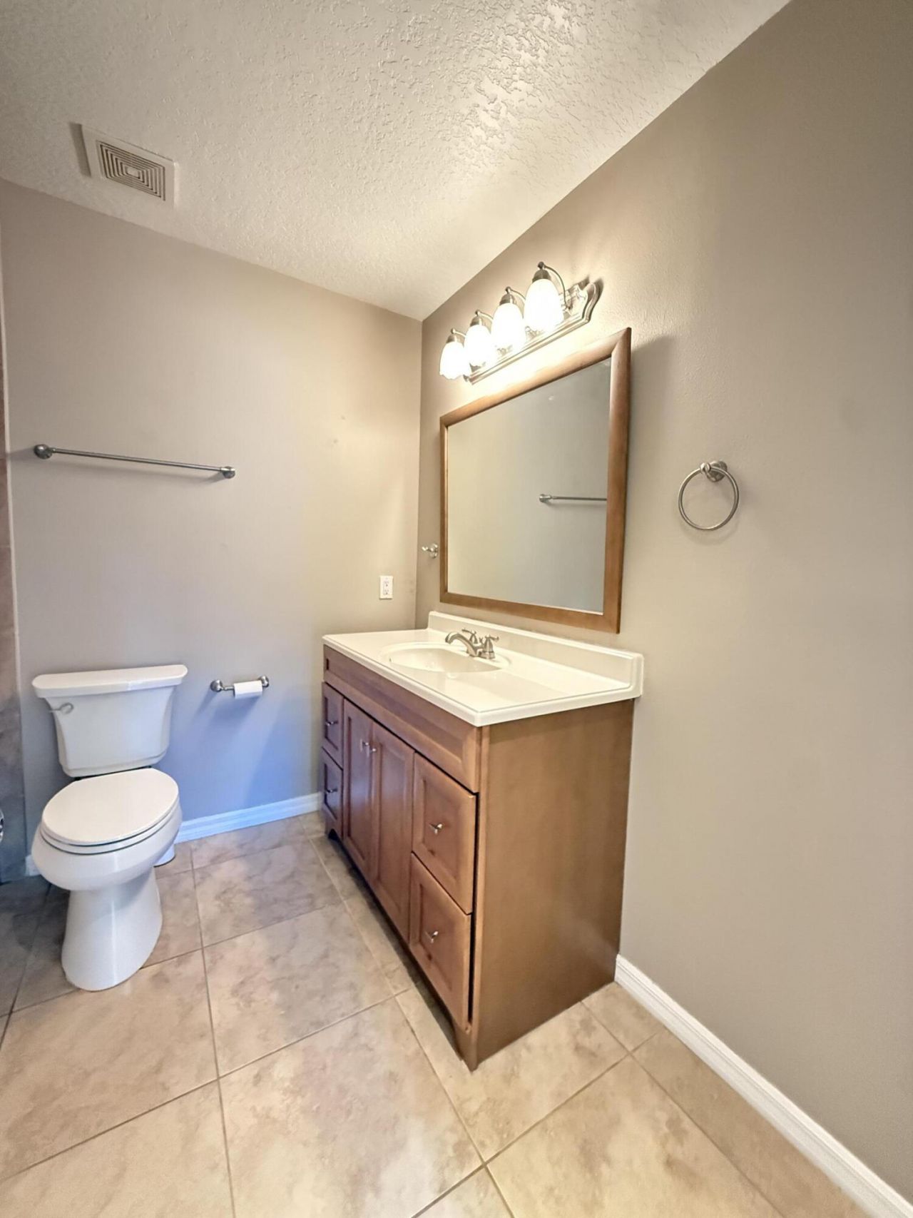 486 NE Solida Circle, Port Saint Lucie, FL 34983 Photo