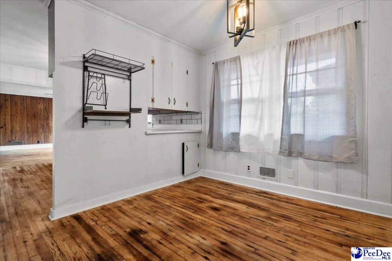 449 Lynhurst Rd Photo 8